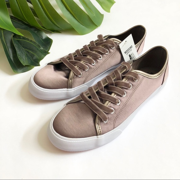Mossimo Women's Jena Velvet Lace Sneakers Grey - Picture 1 of 8